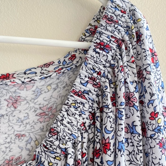 LOFT Outlet Floral Off the Shoulder Blouse, Flutter Sleeve Shirt, Women’s L - Picture 12 of 13